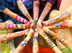 Фудбалот го обединува целиот свет во едно. Воините продолжуваат, но страста за играта како наиважна споредна работа во светот не стивнува 