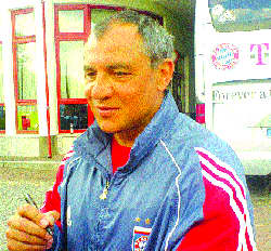 Феликс Магат 