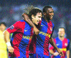 Капитенот Пујол во прегратките на Ето 